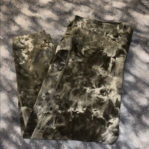 Lululemon Athletica Green TieDye Leggings